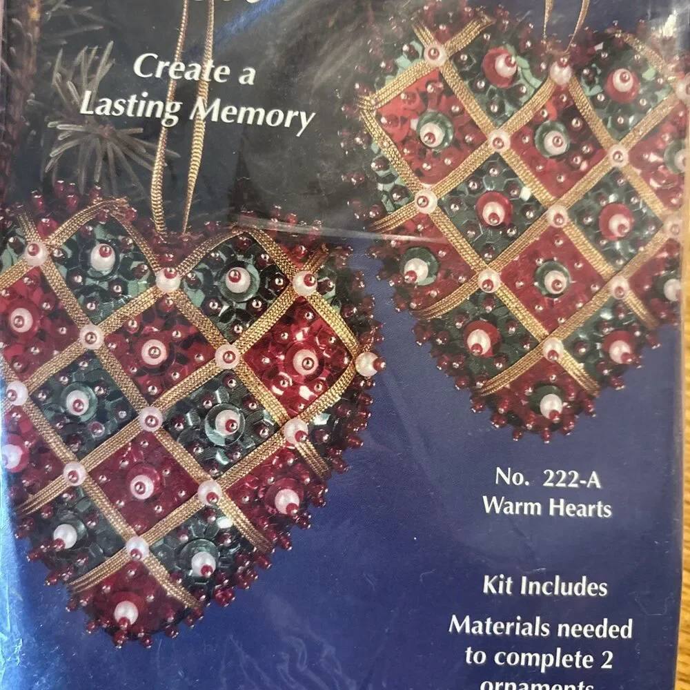 Warm Hearts Beads & Sequins Push Pin Christmas Ornament Craft Kit #222A New